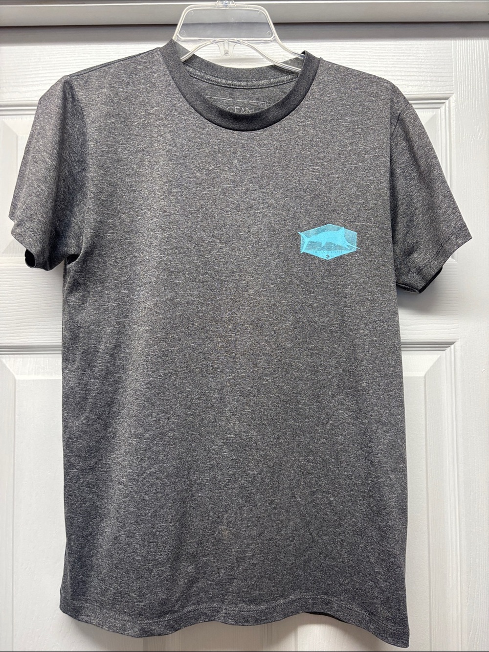Ocean Coast Men's Heather Charcoal Crew Neck T-Shirt & Ocean Blue Marlin Small